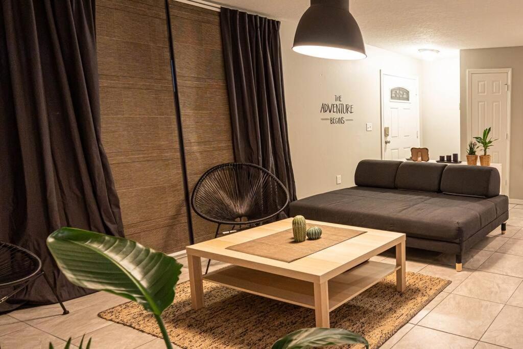 Renovated 3 Bedroom Home Near All Main Attractions Kissimmee Eksteriør bilde